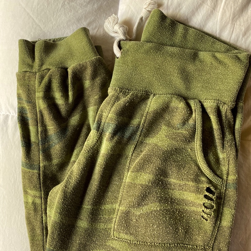 Camouflage joggers